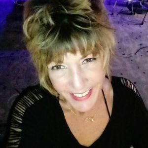 Meet your Posher, Mendy